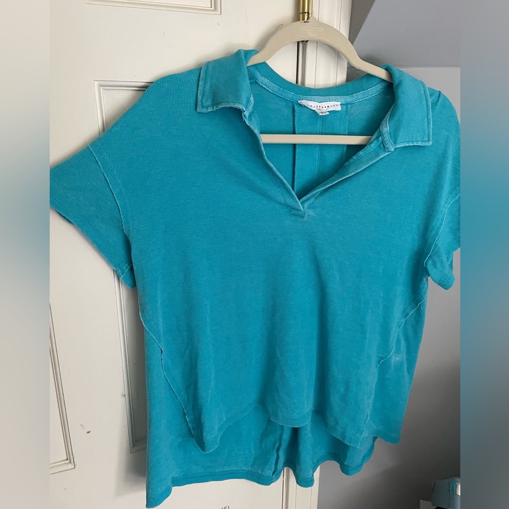 Flowy polo
